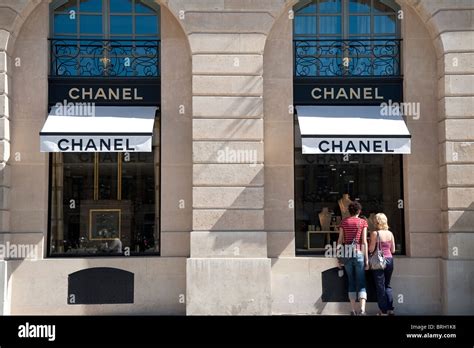 make a chanel bag in paris|original Chanel store in Paris.